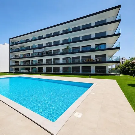 Modern Da Rocha 5 Min Walk With Pool Appartamento